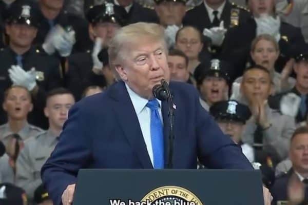 Trump se autoproclama “maior” presidente da história dos EUA em ranking inusitado
