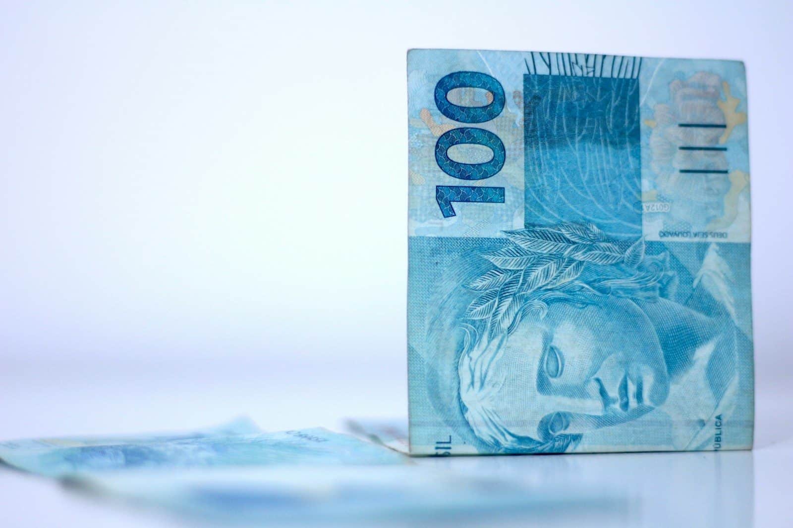 Proposta em análise prevê valor adicional para famílias beneficiárias (Créditos: Unsplash / )