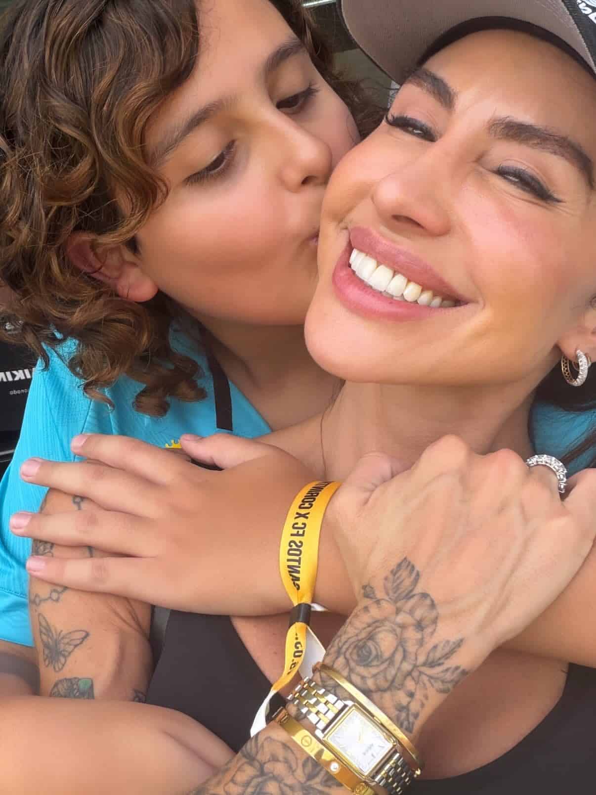 Através do Instagram, a ex-participante do BBB 8 relatou que seu filho Gael, de 12 anos, foi vítima de bullying contínuo durante dois anos em uma escola de elite localizada em Atibaia, no interior de São Paulo. (Foto: Instagram)