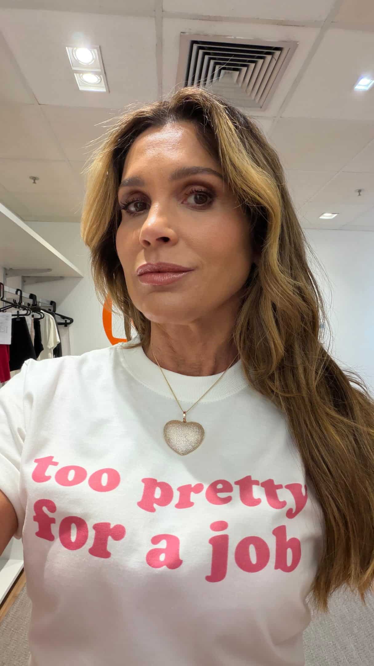Em entrevista ao jornal Extra, a adolescente descartou a chance, e, por ora, também como modelo. "Já considerei algumas vezes ser modelo, muita gente me fala. Mas tenho dificuldade com as telas. Penso em fazer Arquitetura ou Moda", disse. (Foto: Instagram)
