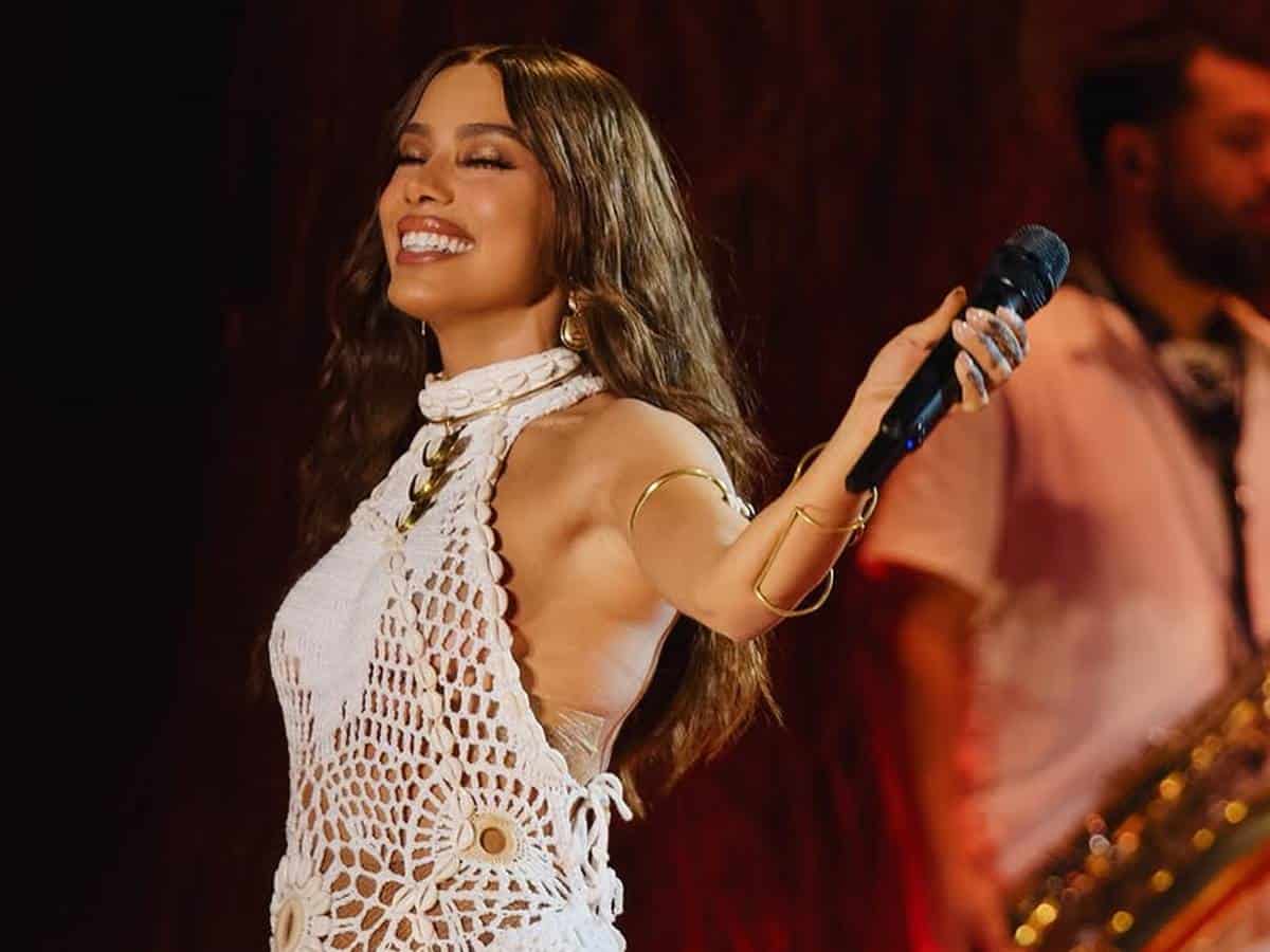 Fã de Anitta vai à Justiça após confusão com ingressos para show em 2027 (Foto: Instagram)