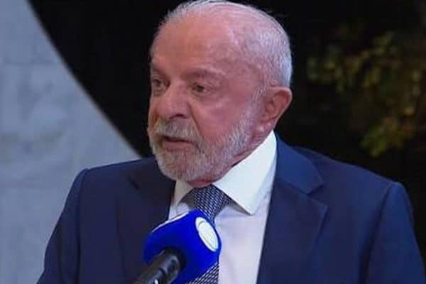 Lula aponta candidato à Presidência ligado a milícias no Rio de Janeiro