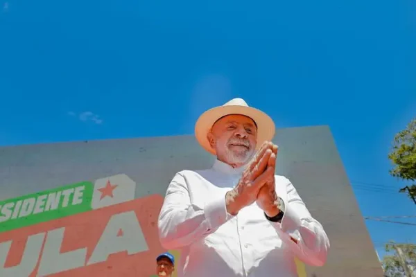 Lula diz que homem que agride mulher deve ser preso