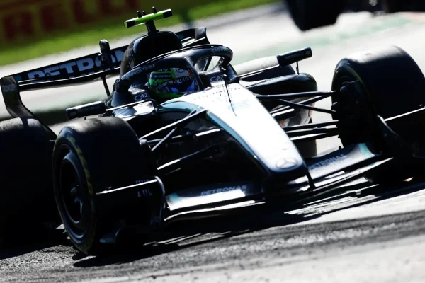 Antonelli conquista vitória em Monza largando em 19º e faz história; Bortoleto termina em 11º