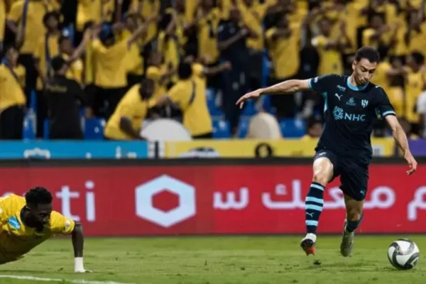 Gabriel Martinelli destaca-se com hat-trick e assegura goleada do Al-Hilal