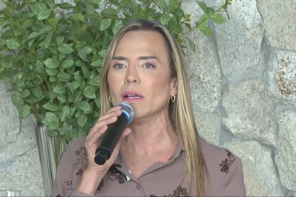 No DF, Grass cobra que Celina se explique sobre negociação com o Banco Master