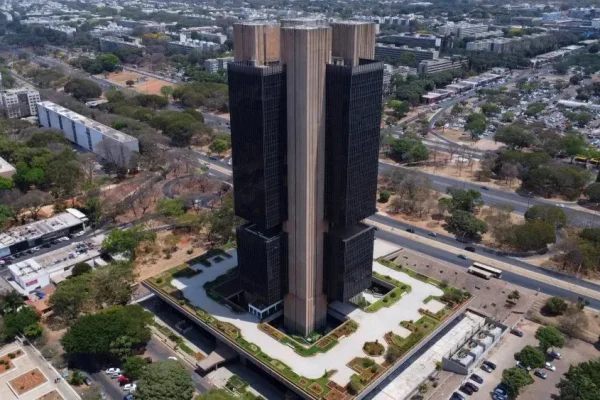 Copom corta Selic em 0,25 ponto percentual para 13,75% ao ano em decisão unânime
