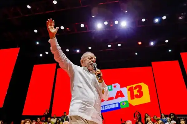 Lula diz ter leve impressão de vitória no primeiro turno das eleições