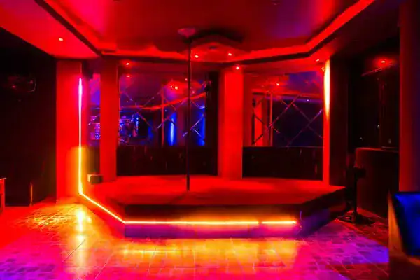 Tiroteio em clube de striptease em Detroit deixa três mortos e quatro feridos