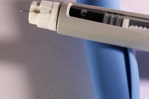 Canetas emagrecedoras no SUS: novidade pode beneficiar pessoas com obesidade grave
