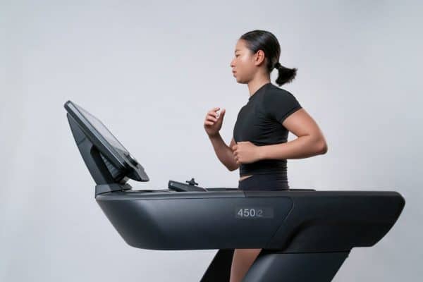 Caminhada, corrida ou musculação: descubra qual exercício pode proteger melhor suas articulações