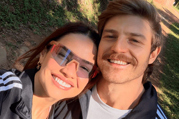Juliette recebe declaração do noivo às vésperas do casamento: “Para sempre”