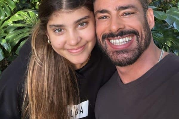 Cauã Reymond faz revelação sobre criação da filha com Grazi Massafera e surpreende
