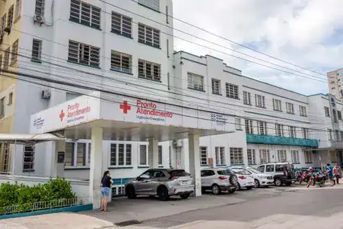 Técnica de enfermagem é agredida por paciente em hospital de Juiz de Fora