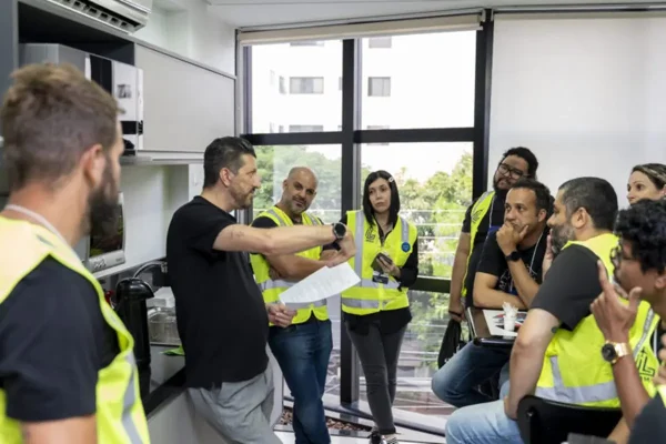 Grande projeto de vida de Lito Sousa já formou mais de 3 mil alunos na aviação