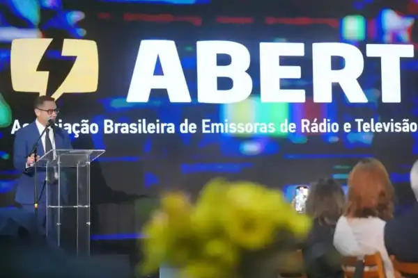 Luiz Fux estabelece prazo de 72 horas para governo esclarecer MP que proíbe apostas online