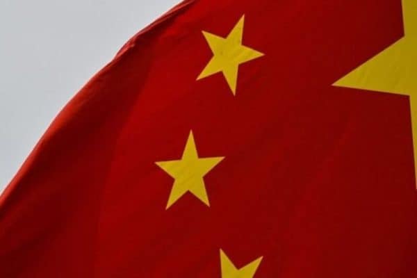 China abre investigação antidumping sobre composto químico da União Europeia
