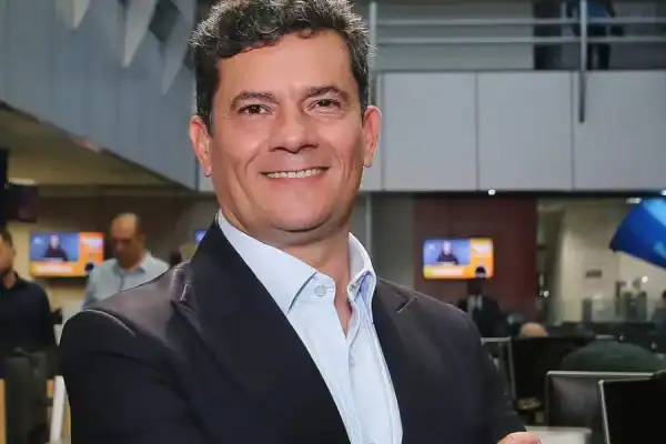 Sergio Moro é eleito governador do Paraná com 50,36% dos votos válidos