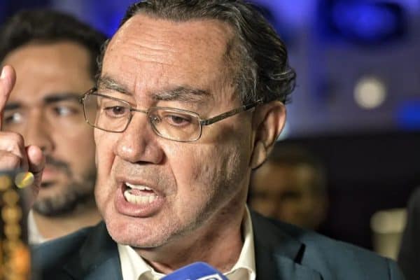 Alcolumbre recebe Tereza Cristina para debater adiamento da PEC 6×1