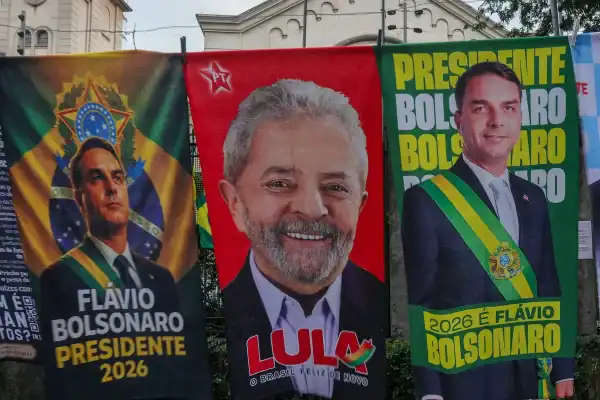Datafolha: Lula tem rejeição de 46% e Flávio Bolsonaro de 43%
