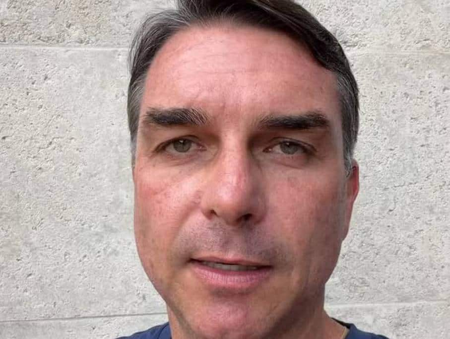 ChatGPT ajudou a escrever carta de Flávio Bolsonaro e jornalista revela erros nas versões (Foto: Instagram)