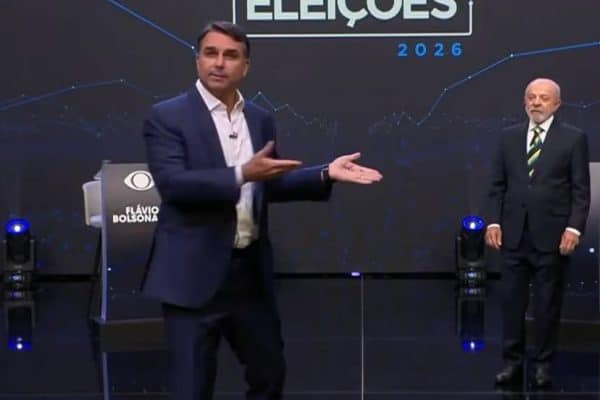 Eleitores de Flávio Bolsonaro estão mais decididos que os de Lula, aponta pesquisa