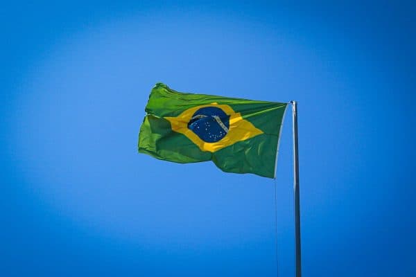 Brasil bate recorde no turismo e setor pode movimentar R$ 300 bilhões em 2026